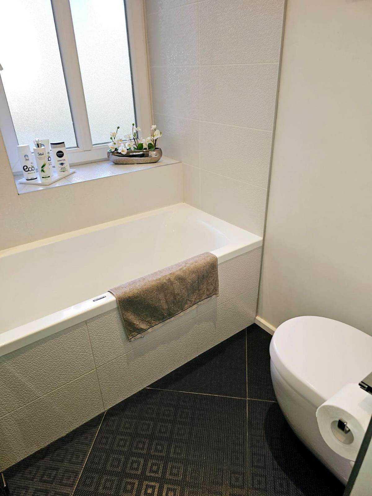 Modern 2 Bedroom Apartment In The City Centre 里加 外观 照片